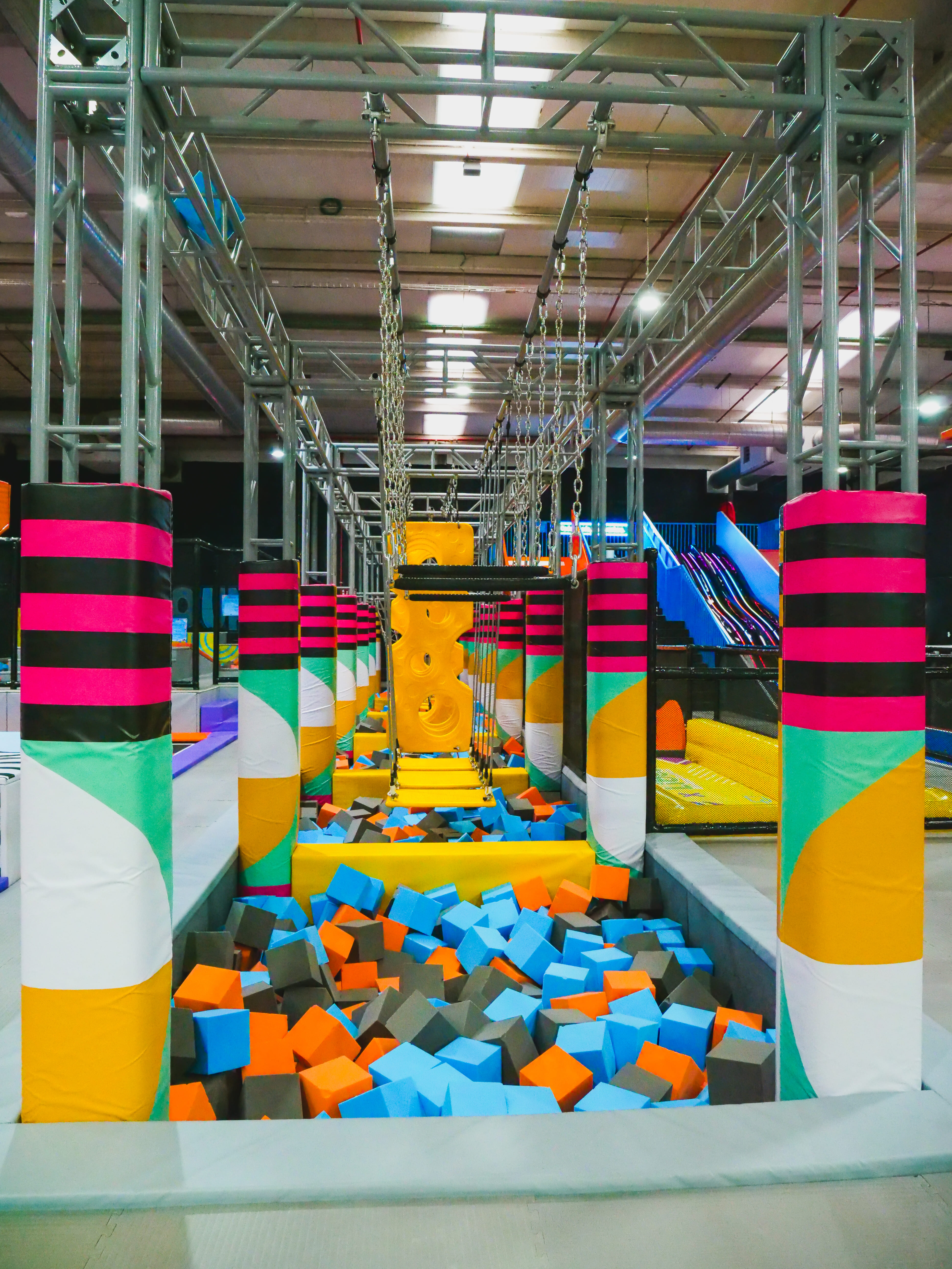 Nueva Montaña Rusa 'Sky Crossing' Oficialmente Abierta